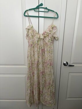 H&M Cream/Floral V-Neck Dress Size Large